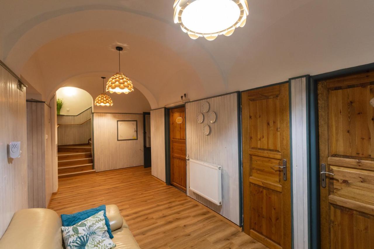 U Kostela Lodge *
